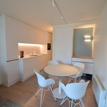 With Garage For 4 People, Cleaning Included * Oostduinkerke